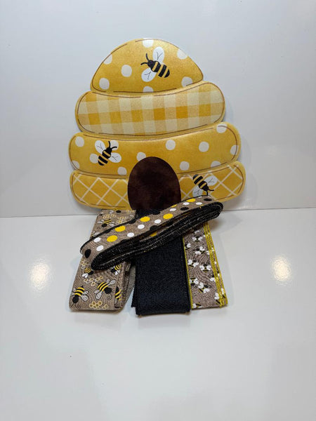 # 743 Bee Sign and Ribbon Bundle
