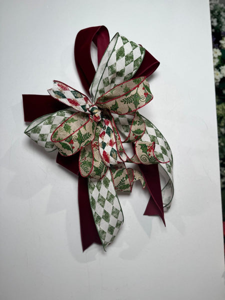 #1046 Holiday Bow, Lantern Bow, Wreath Bow