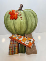# 733 Pumpkin Sign and Ribbon Kit